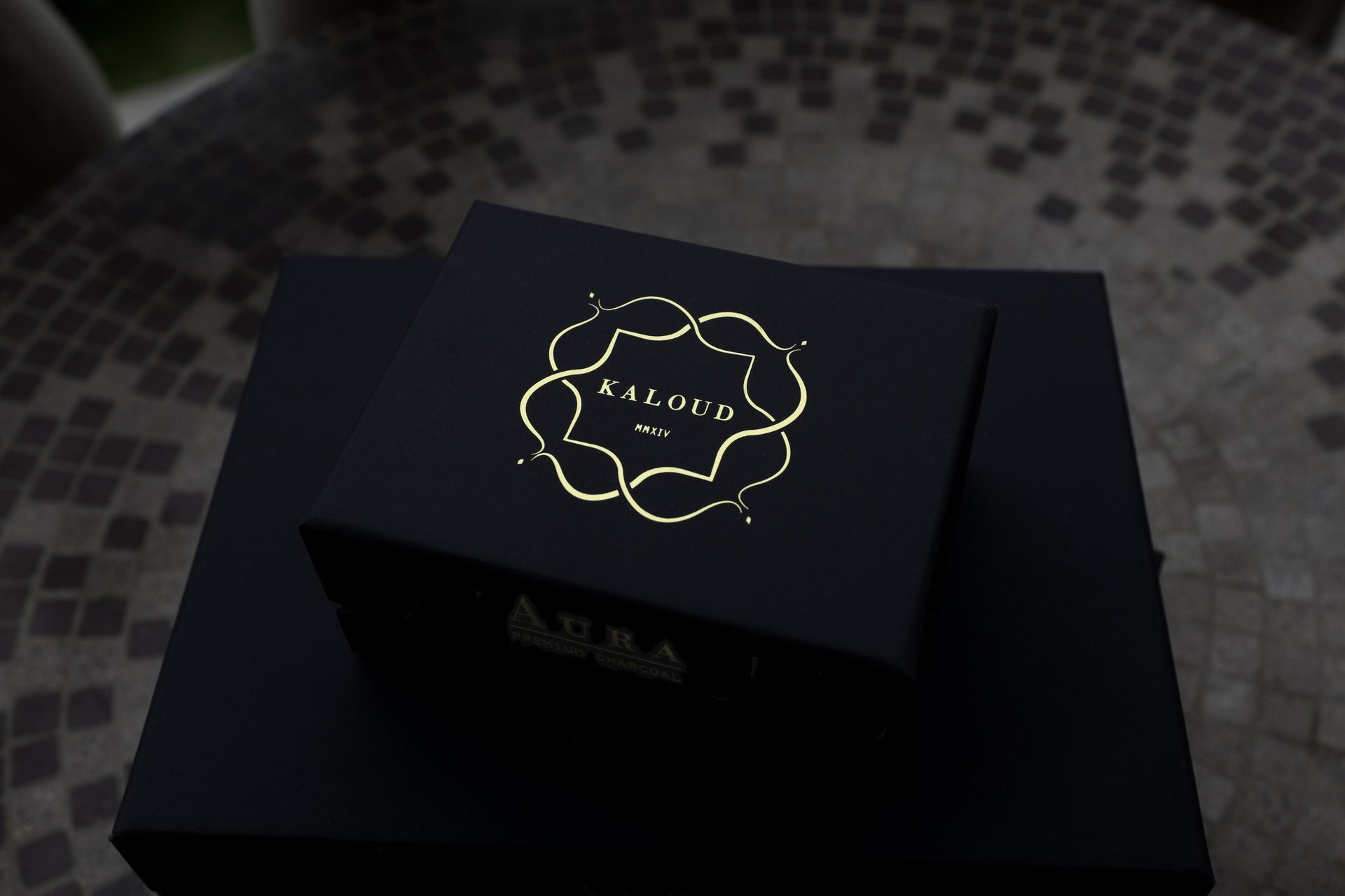 Kaloud Aura Premium Charcoal - 12 pieces packaging - TheHookah.com